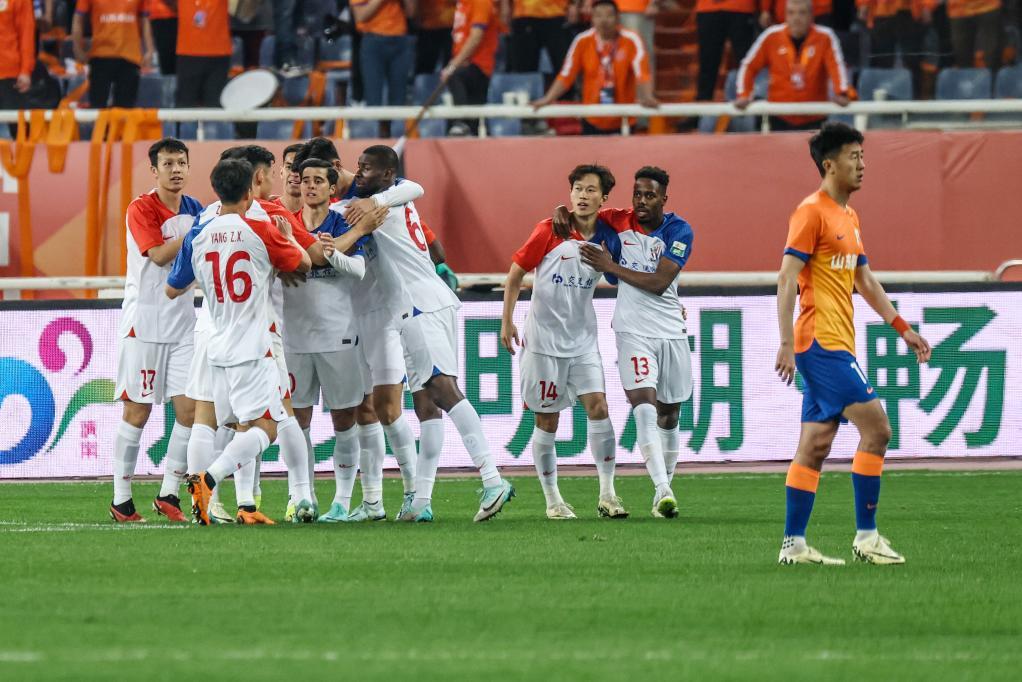 乐竞体育官网- 福贾小镇球队创造奇迹 业余球员掀翻意甲豪门  